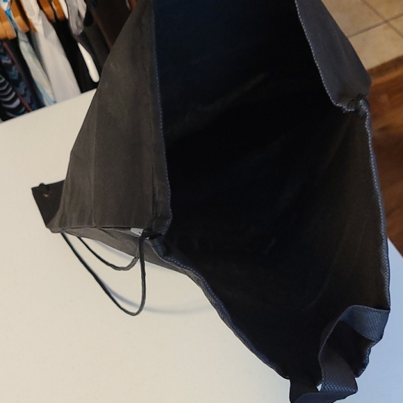 Backpack - Picture 2 of 6